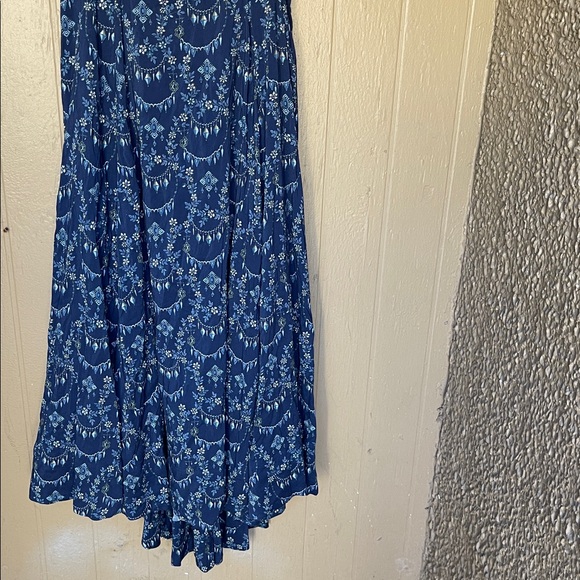 Hill House The Matilda Floral Midi Dress in charm scallop size M - Picture 6 of 11